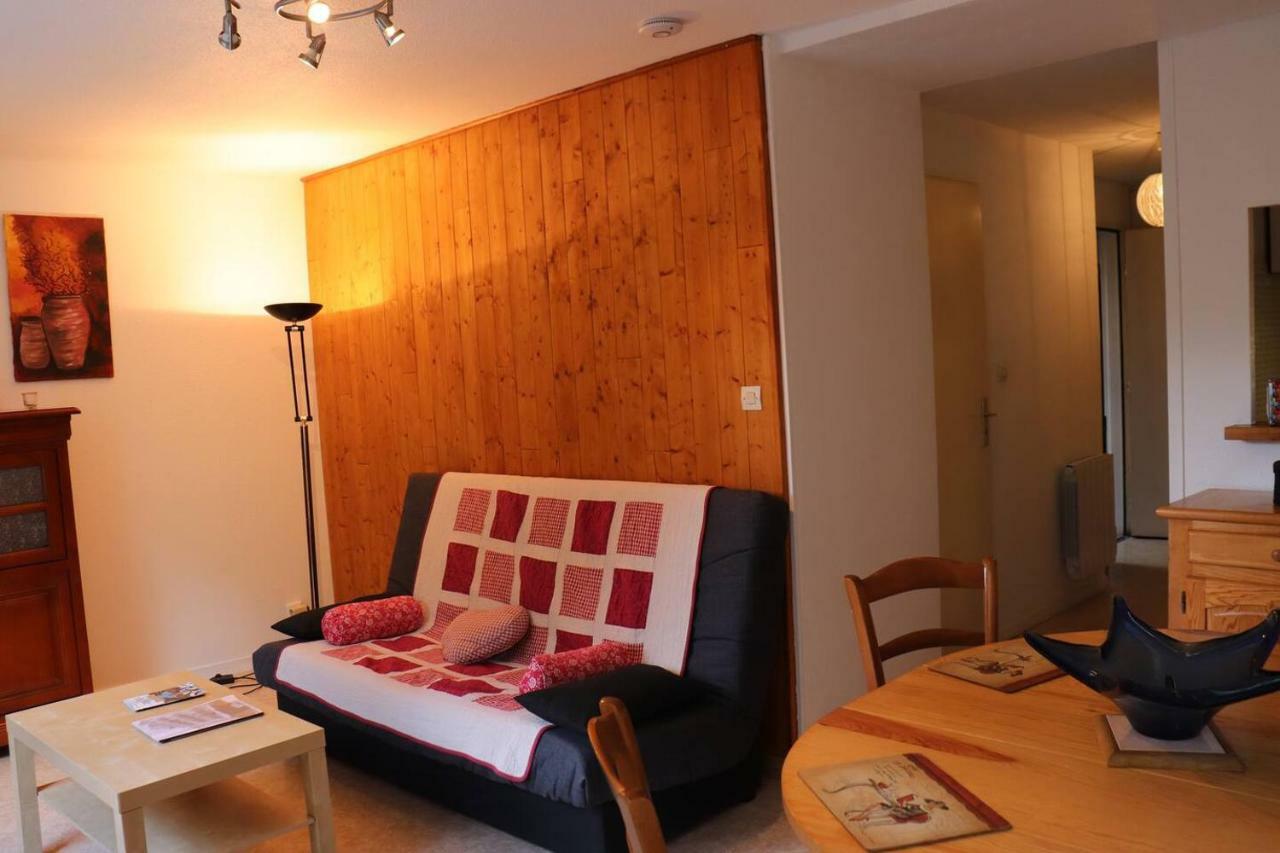 Le Nid De Barrier Apartment Bagneres-de-Luchon Bagian luar foto
