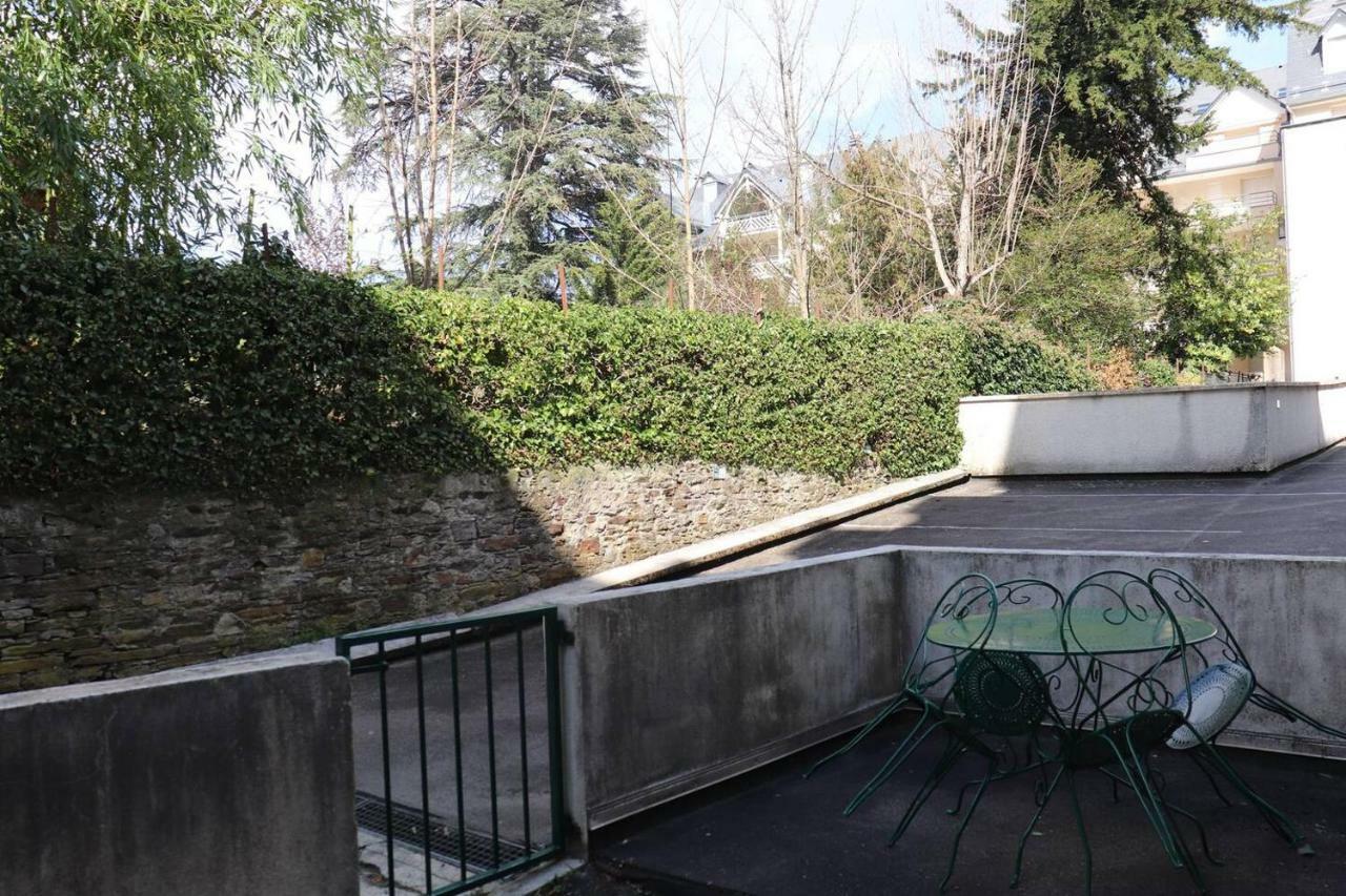 Le Nid De Barrier Apartment Bagneres-de-Luchon Bagian luar foto