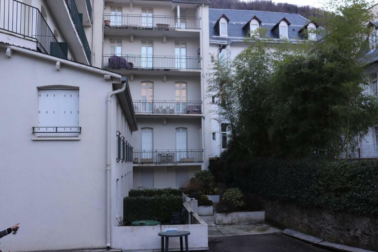 Le Nid De Barrier Apartment Bagneres-de-Luchon Bagian luar foto